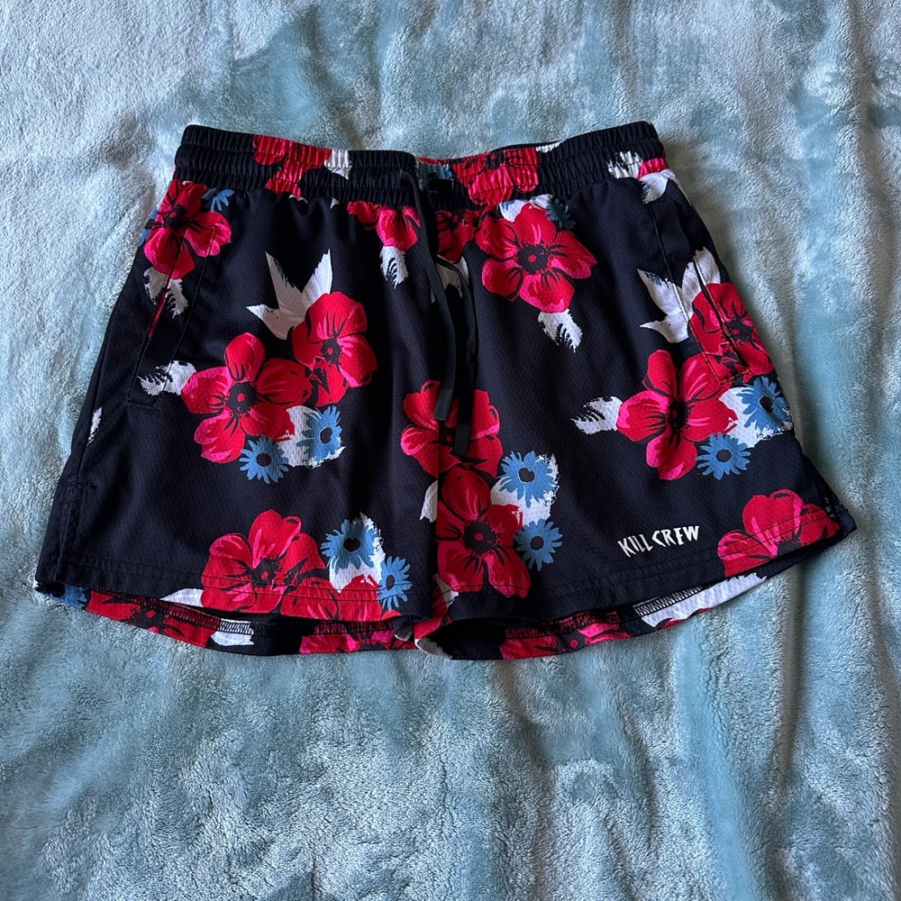 MUAY THAI SHORTS (MID THIGH CUT) FLORAL - BLACK